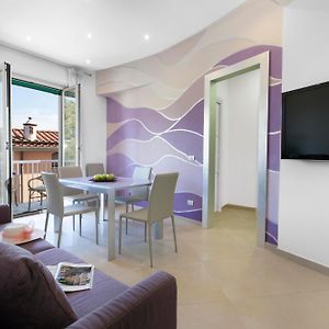 Estate4Home - L'Onda Viola